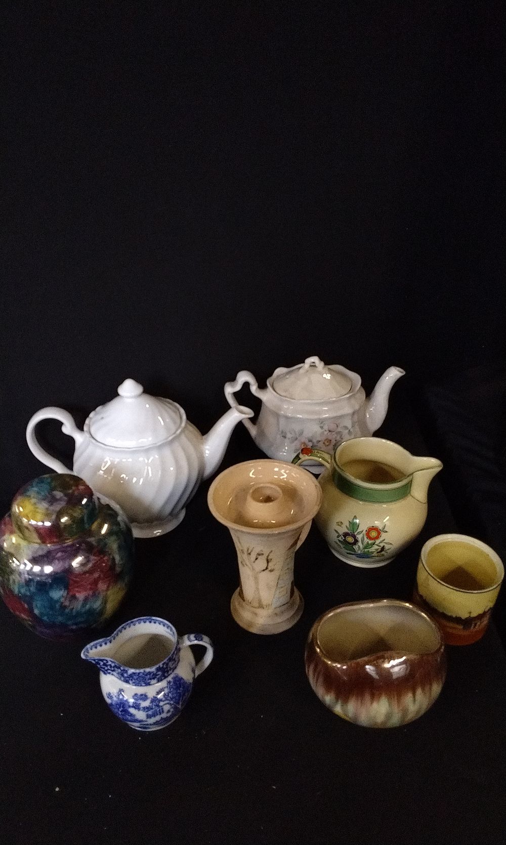 Lot 636: Pottery