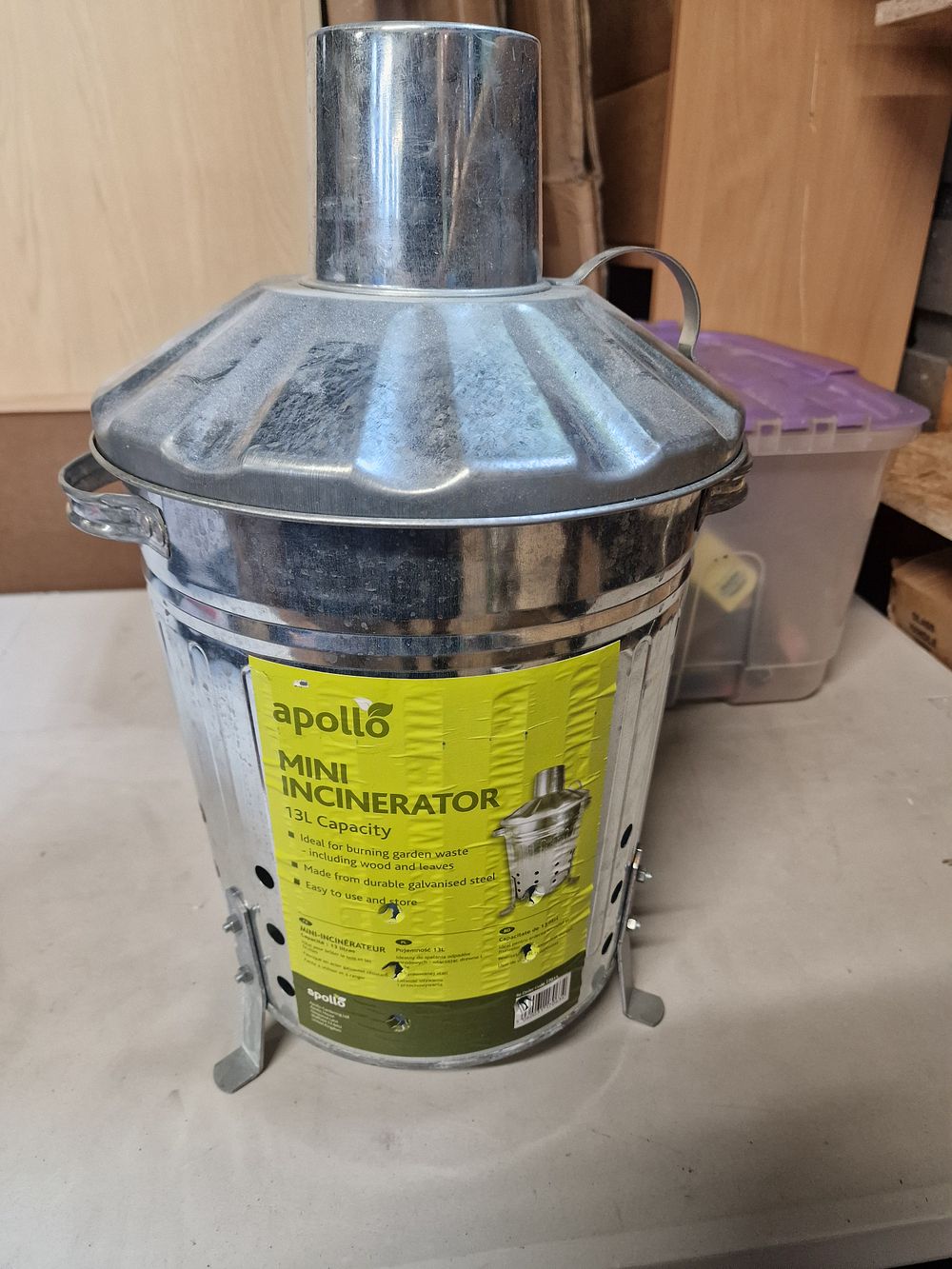 Lot 673: Mini Galvanised Incinerator 13Lt