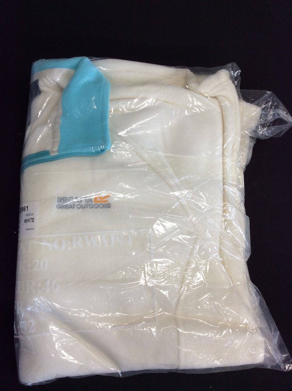 Lot 704: Brand New Sealed Regatta Fleece Jacket. Size 20