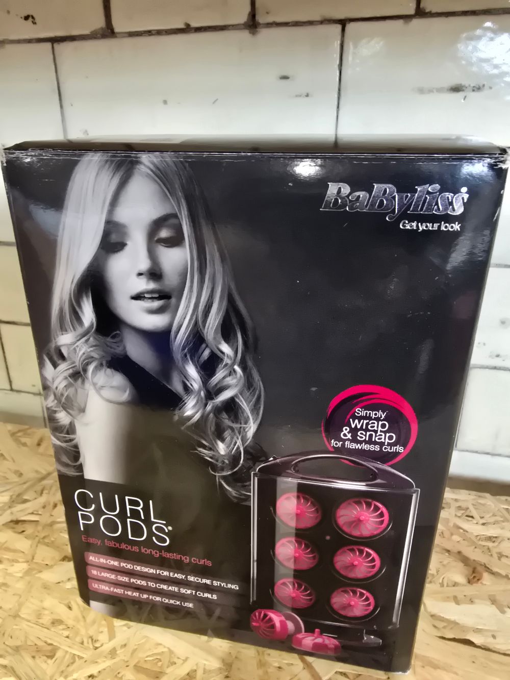 Lot 749: The Babyliss Curl Pods