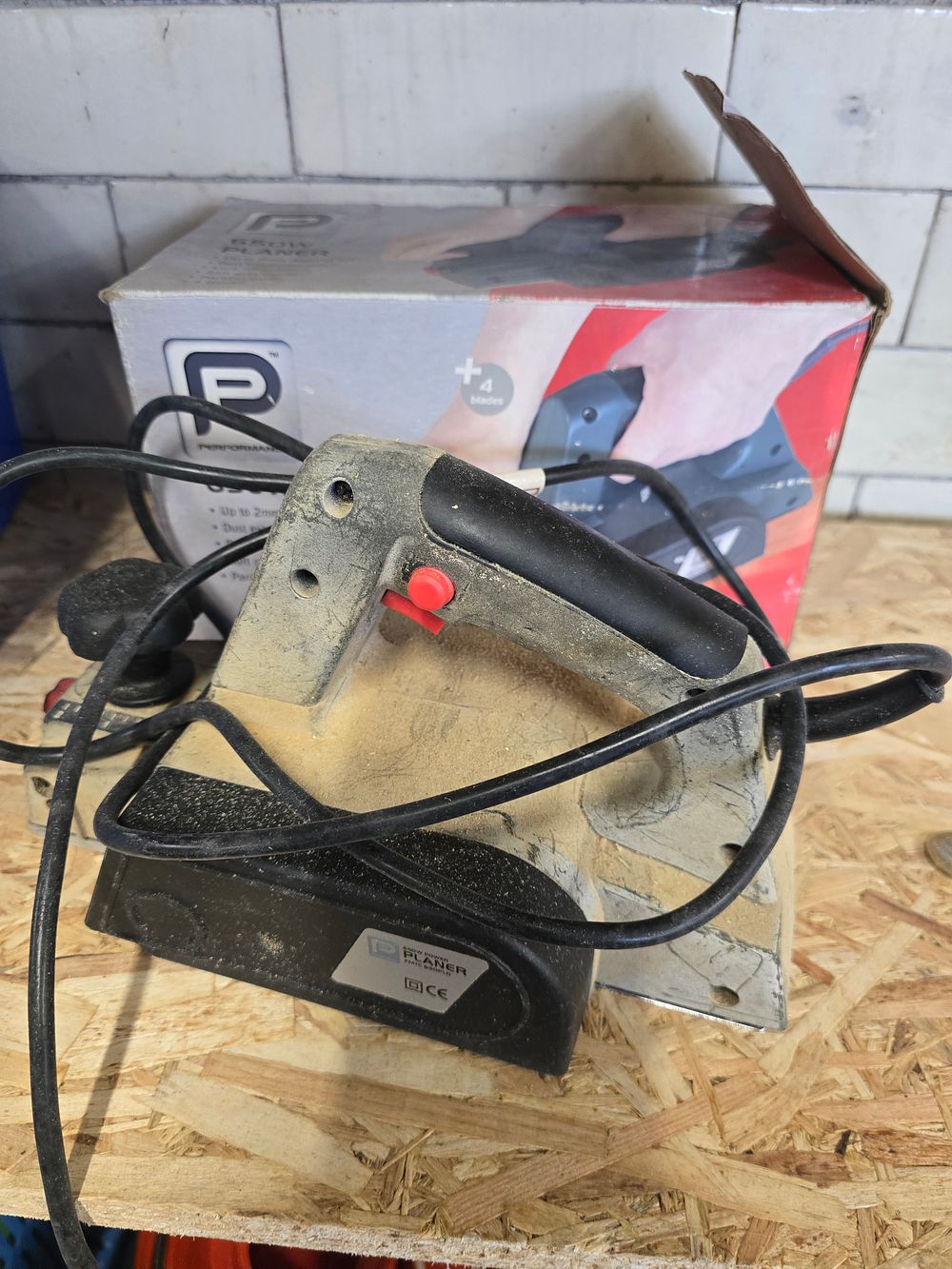 Lot 769: 650w planer