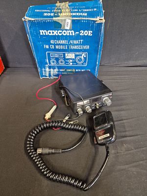 Vintage Maxcom -20E CB Radio. 40 Channel / 4 Watt FM CB Mobile Transceiver. UNTESTED