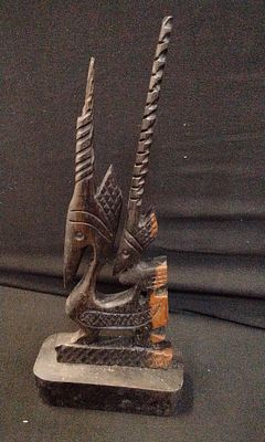 Wooden Africana Statue. Measures Approx H27. 5 x W12.5 x D5 cm