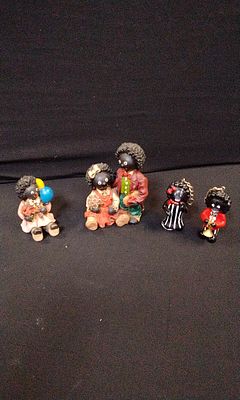 2 x Golly Figurines and 2 x Keyrings