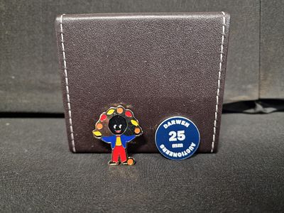 Juggling Golly Pin Badge