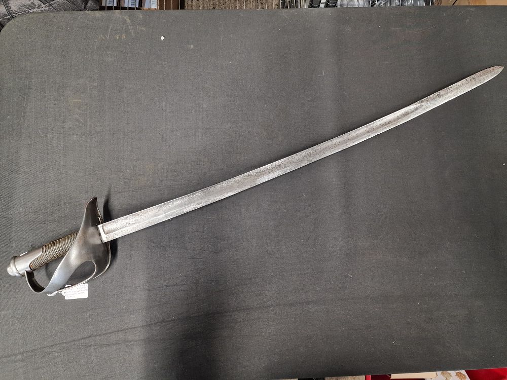 Lot 174: Antique 1890s Military English Sabre