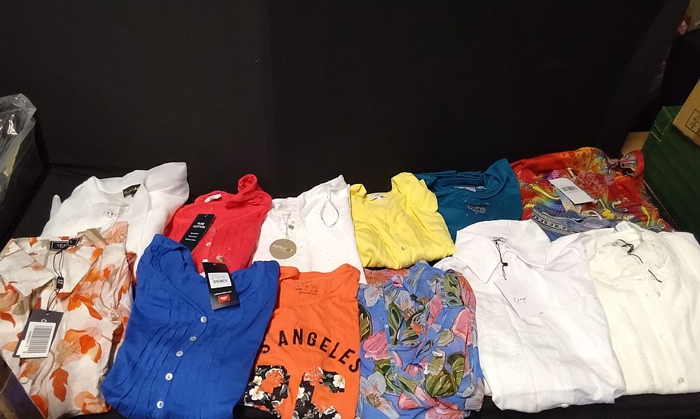 Lot 188: Selection of Various Ladies Clothing