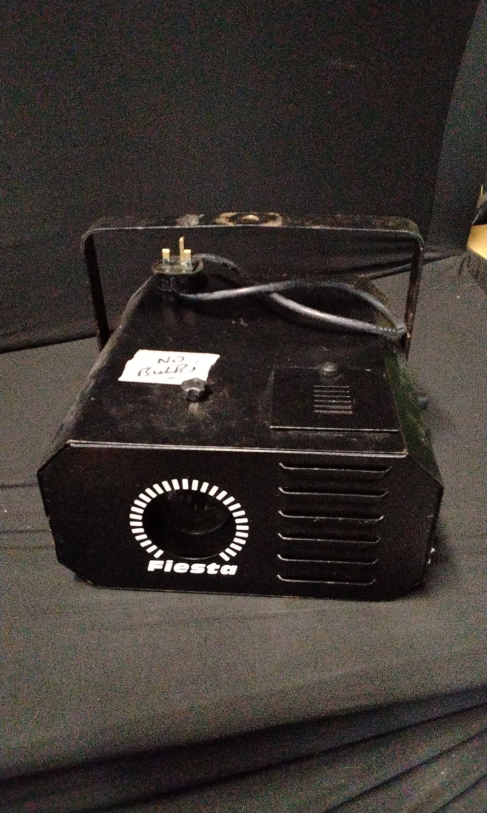 Lot 193: ACME MH-270F FIESTA Light Effect, 10 Slides with Holiday Symbols, Sound Animation, EFP lamp 12V 100W