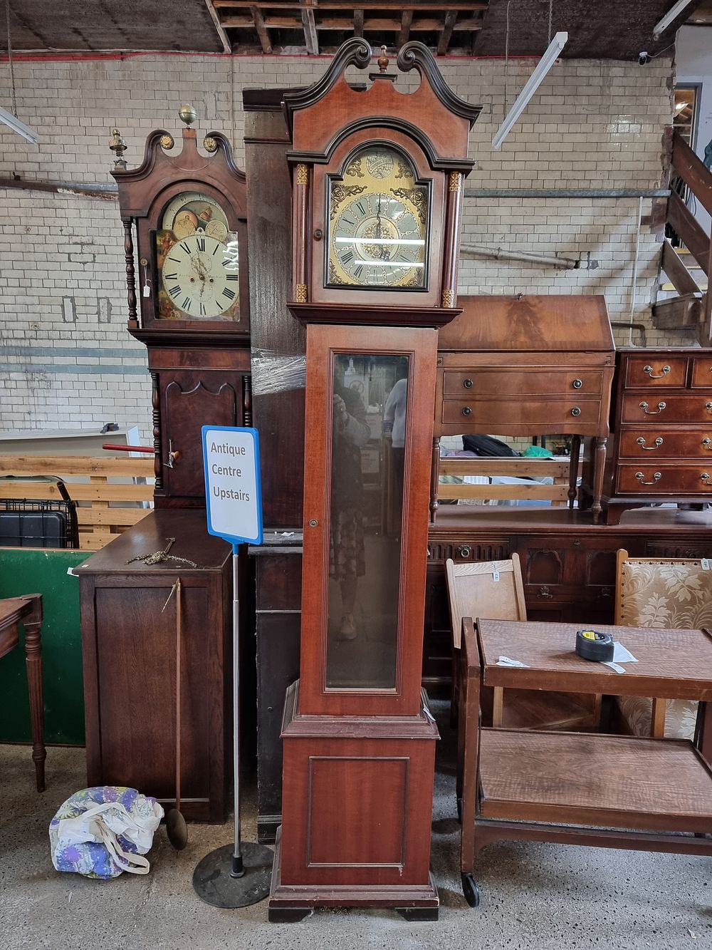 Lot 236: A contemporary "Tempus Fugit" long case clock