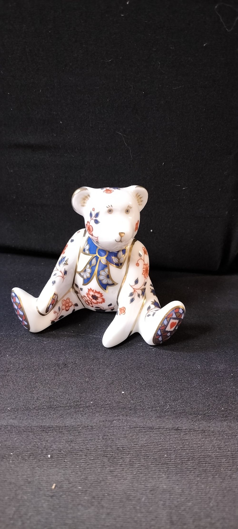 Lot 249: Royal Crown Derby Imari Mini Teddy Bear William with box