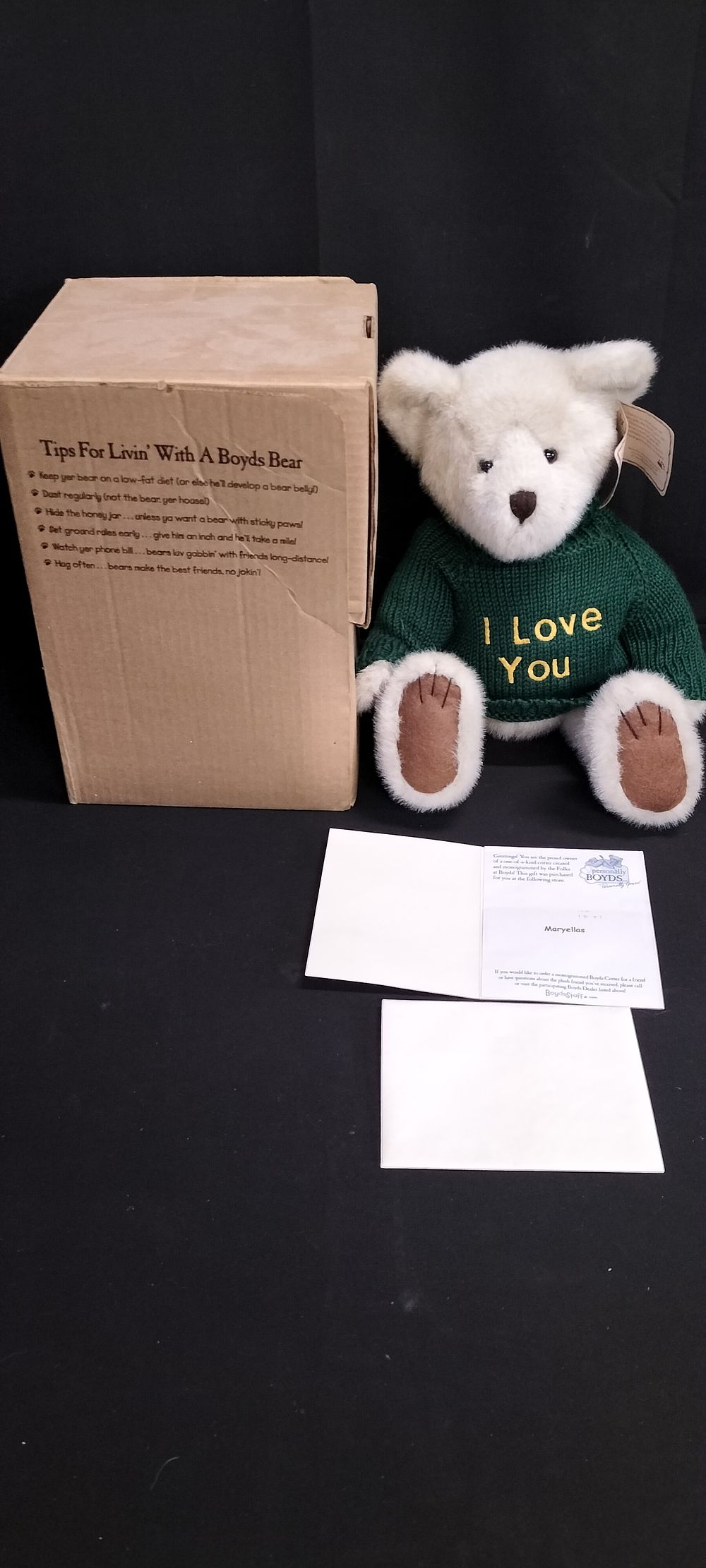 Lot 402: Collectable valentine's Boyds Bear with certificate and place...