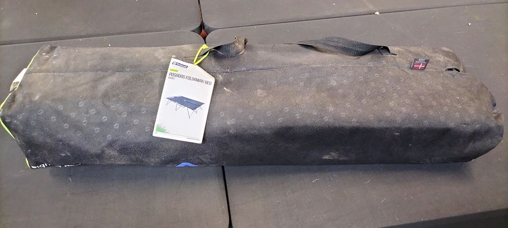 Lot 319: Posadas Foldaway Bed Double