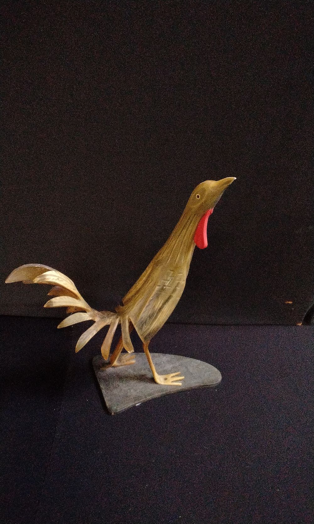 Lot 318: Vintage Rooster Carved from Horn