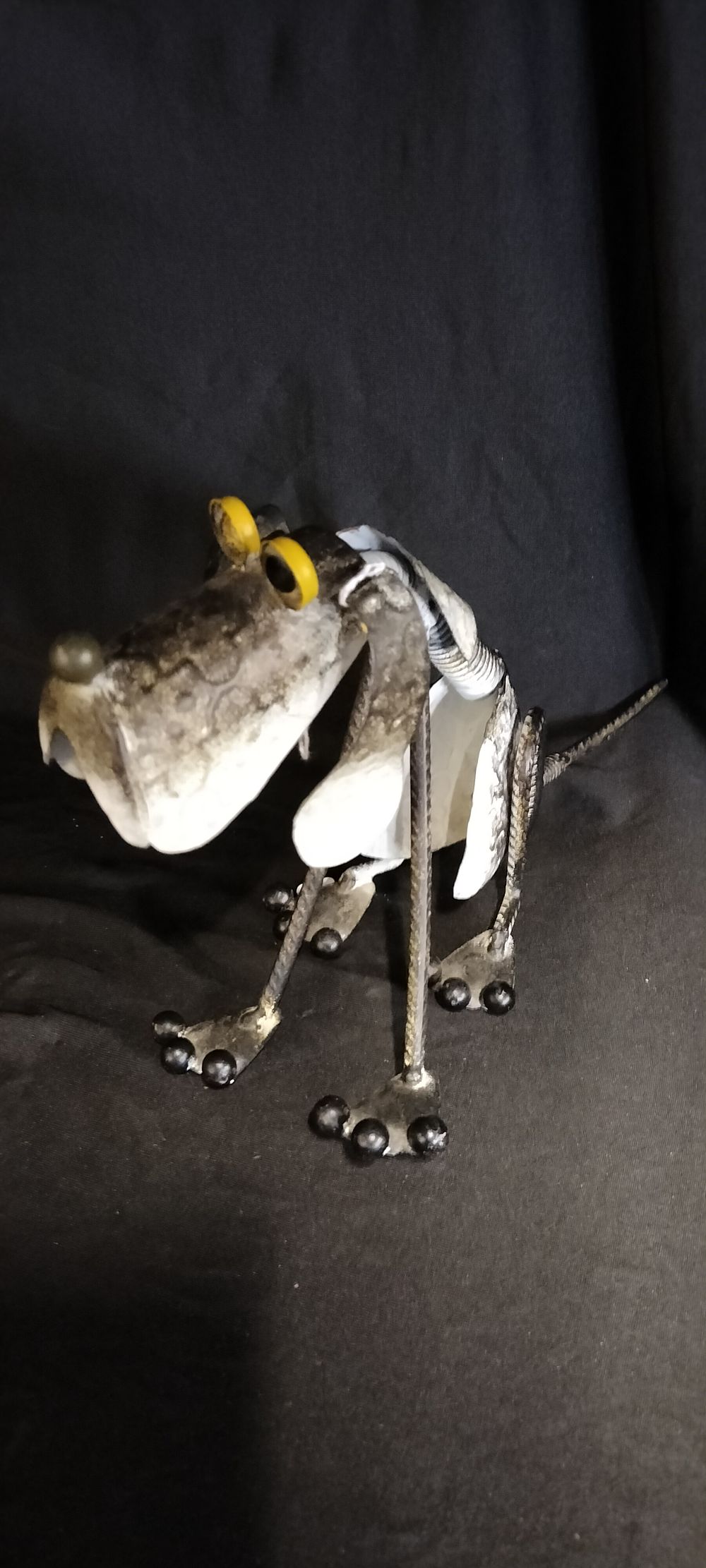Lot 334: Metal Art Springy Dog