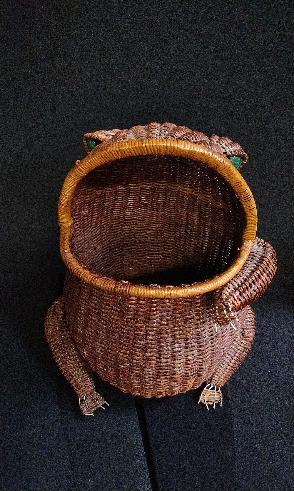 Lot 339: Rattan Three Legged Frog Waste Bin