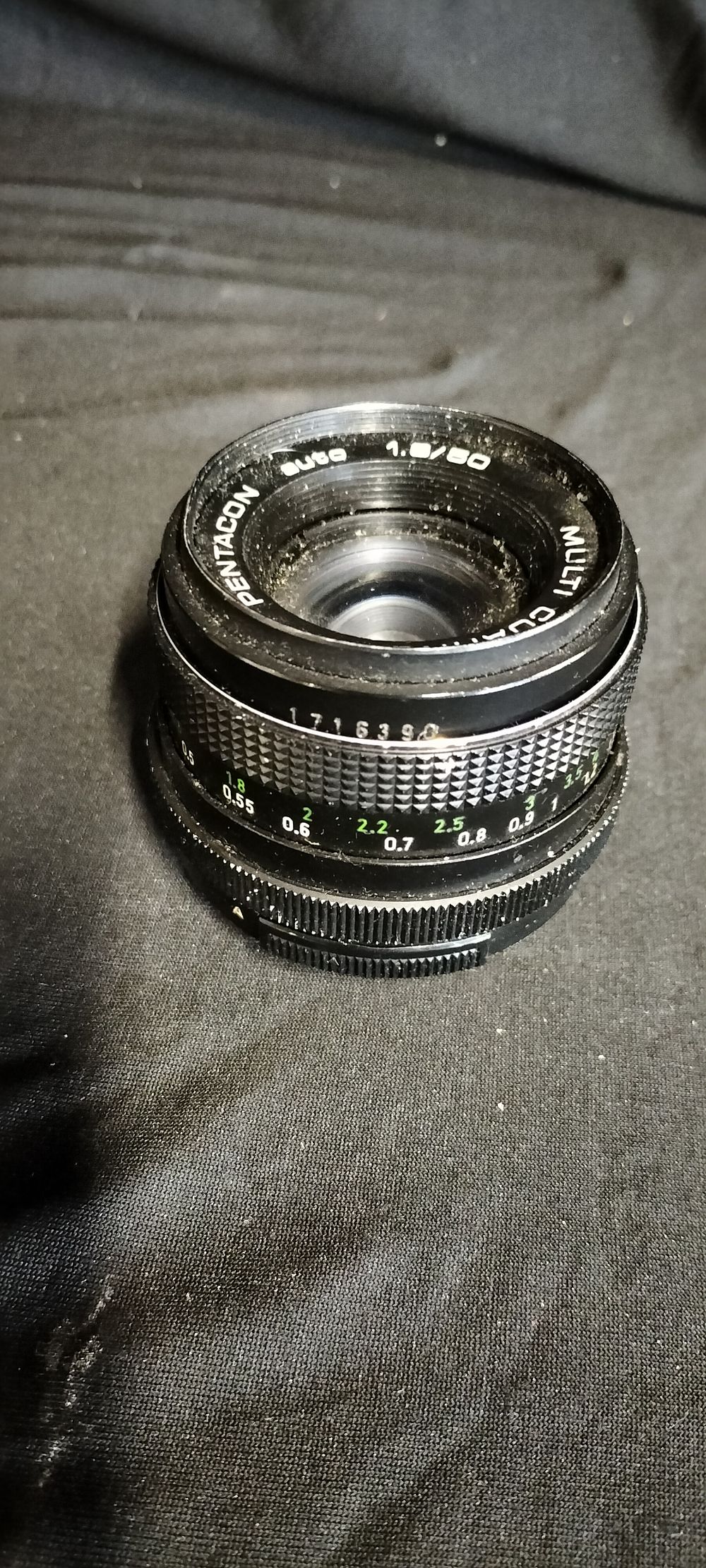 Lot 421: Pentacon Camera Lens Auto 1.8/50