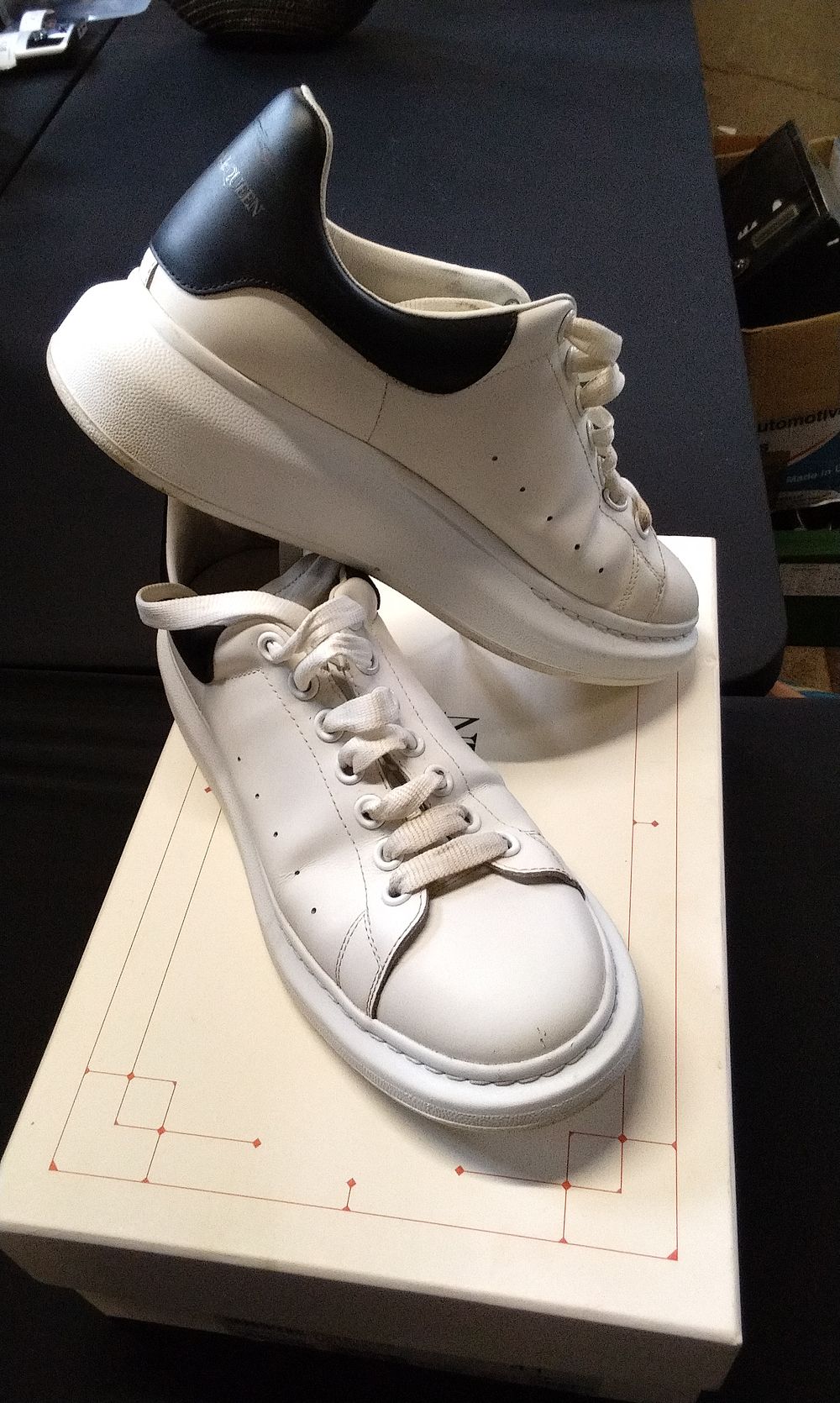 Lot 441: Pair of Mens Fashion Trainers