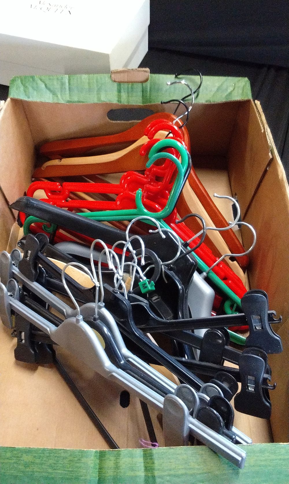 Lot 442: 23 Mixed Coat Hangers