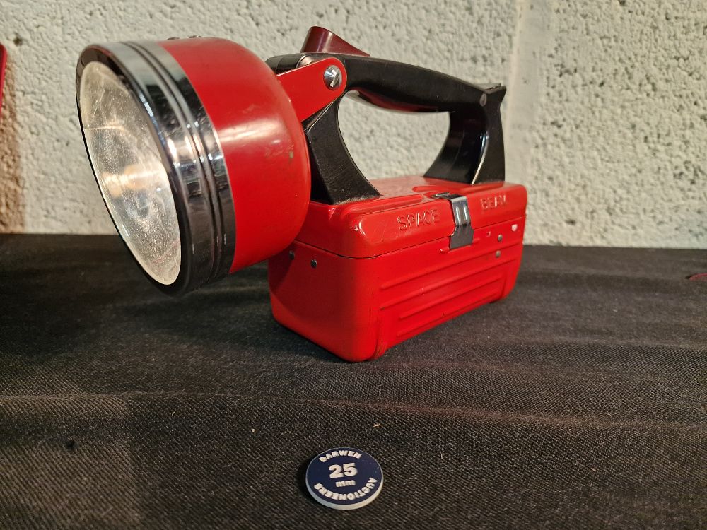 Lot 235: Vintage Ever Ready Space Beam Torch
