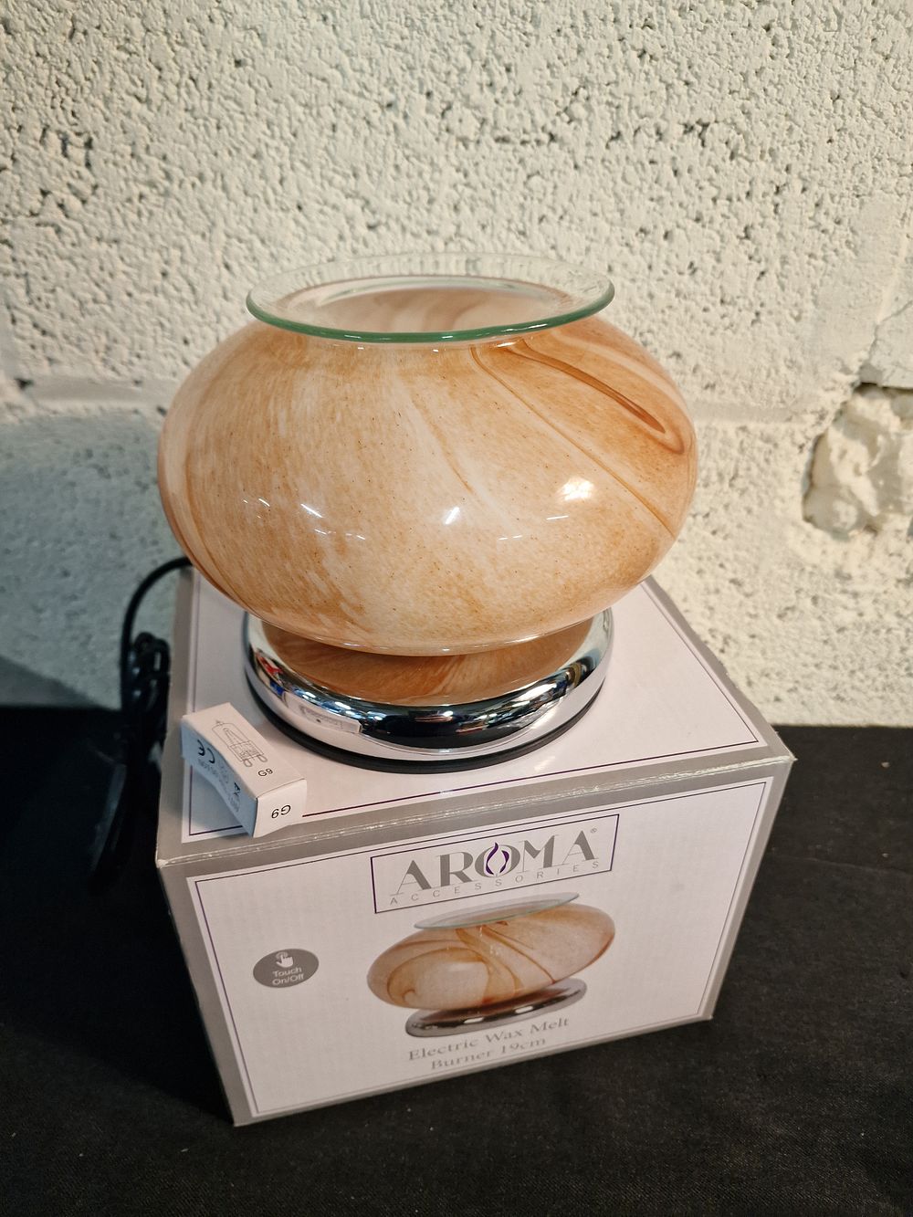 Lot 238: Aroma Accessories Electric Wax Melt Burner