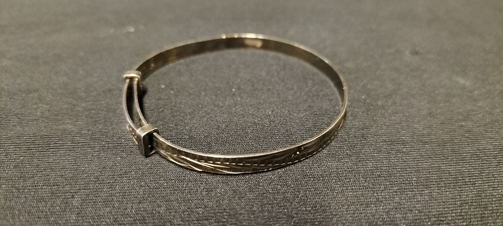 Lot 178: Baby or Christening Bracelet Stamped 925