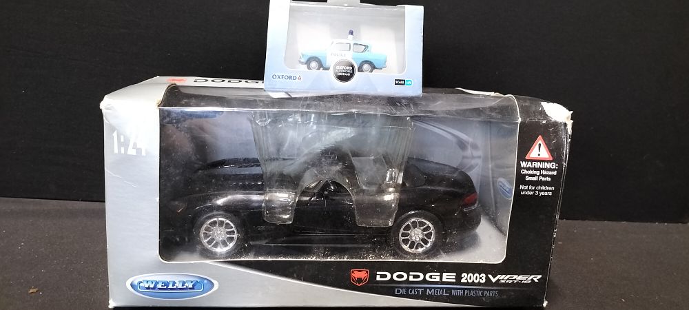 Lot 180: A Welly 2003 Dodge Viper SRT-10 1/24 Diecast Car and an Oxford 1/76 Scale Anglia Police Panda