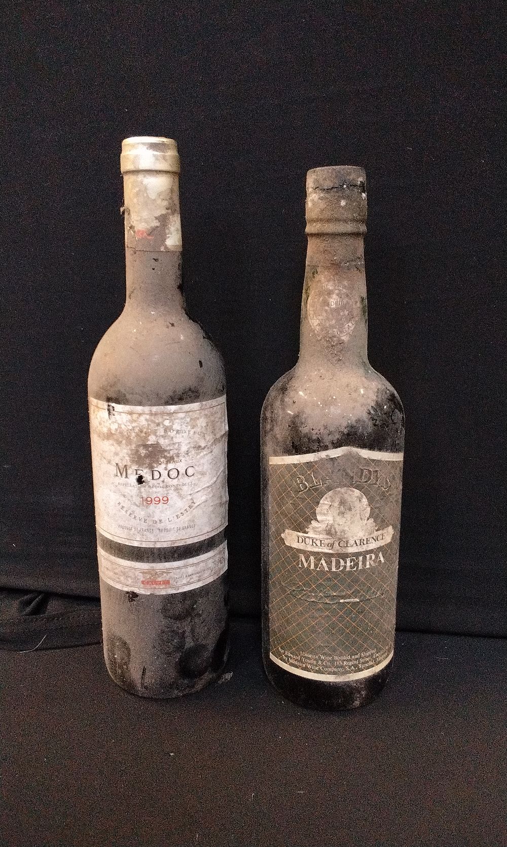 Lot 671: Two Bottles of unopened Wine