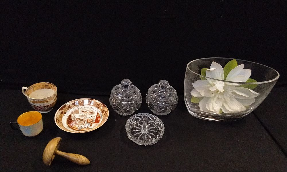 Lot 684: Mixed Lot Including