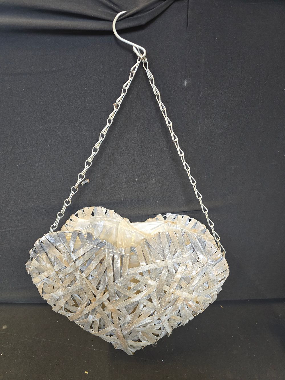 Lot 741: Heart shaped flower basket