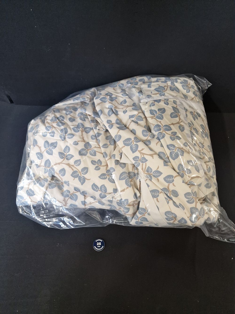 Lot 781: Pair of Curtains and extra Material