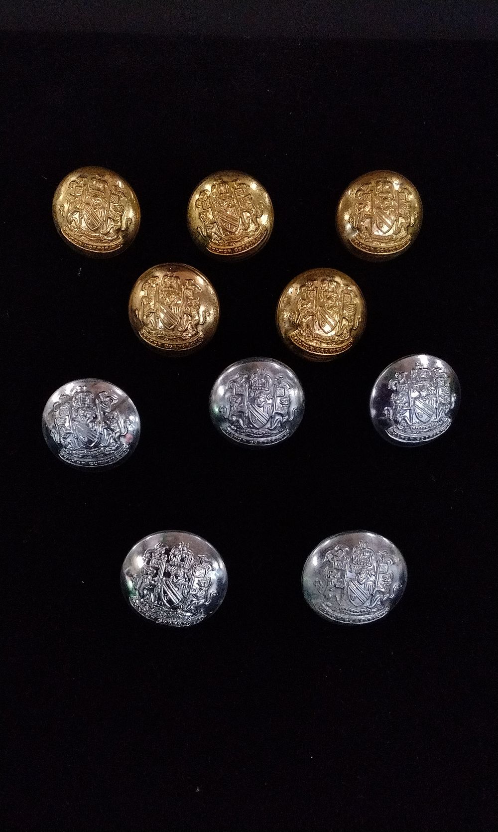 Lot 248: 10x Silver and Gold Tone Bolton Corporation Buttons