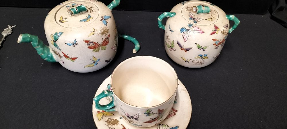 Lot 257: Satsuma Style Teapot, Sugar Bowl and Cup & Saucer