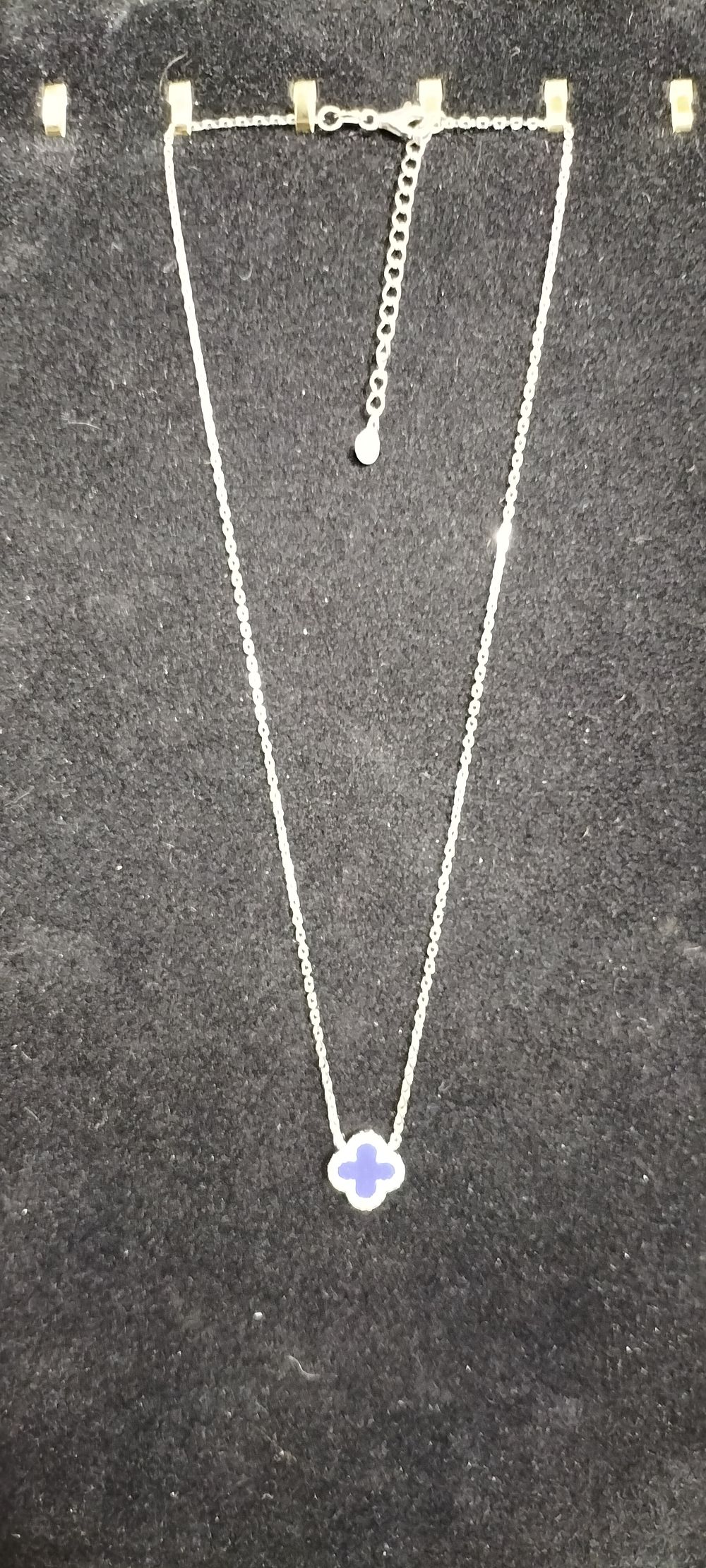 Lot 284: Four Leaf Clover Necklace Stamped 925 Silver