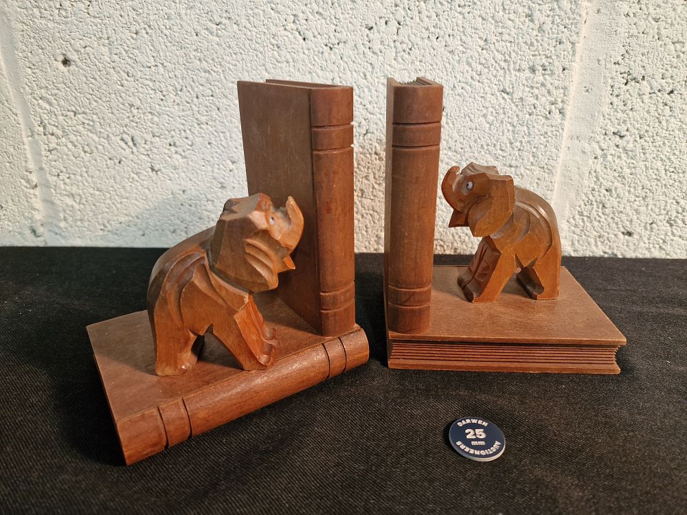 Lot 406: Pair of Wooden Elephant Bookends