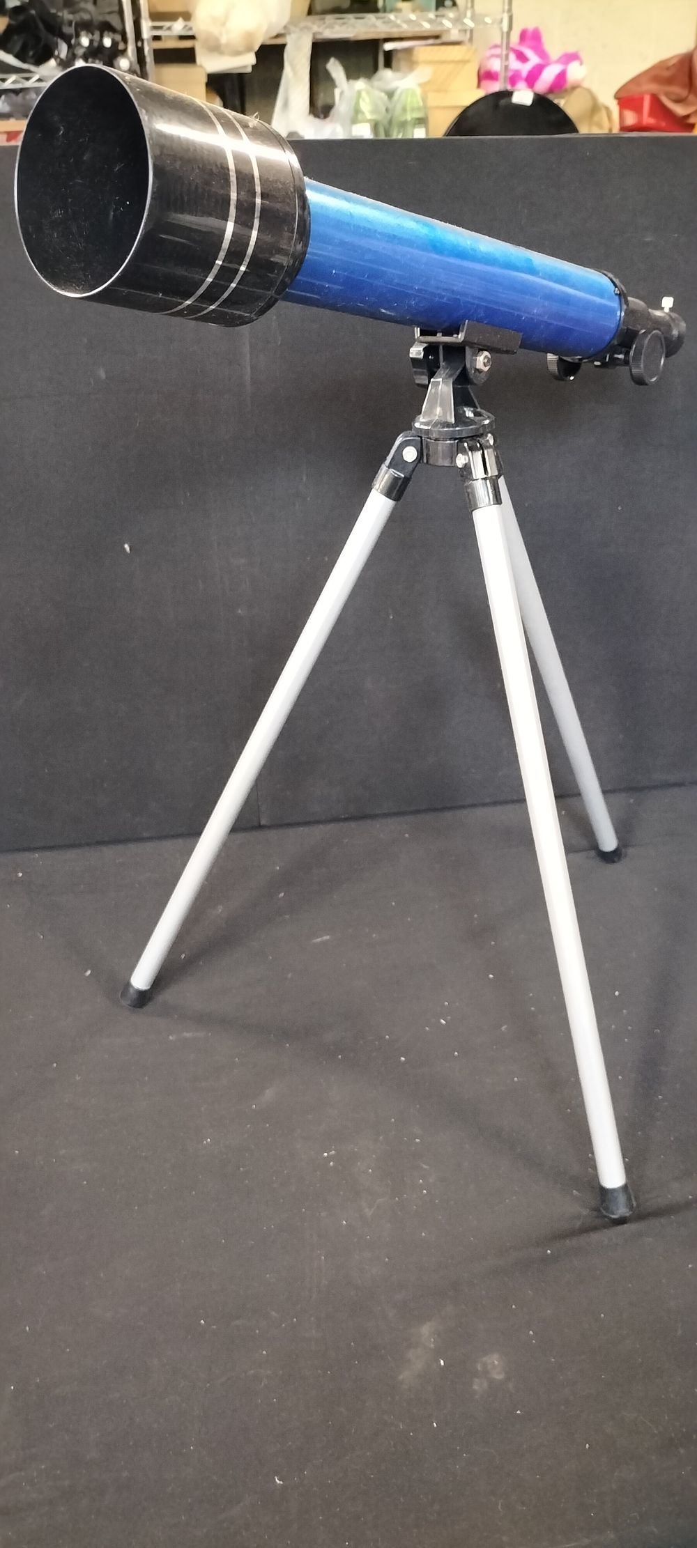 Lot 391: A Boots Get Scientific 500mm Focal Length Telescope