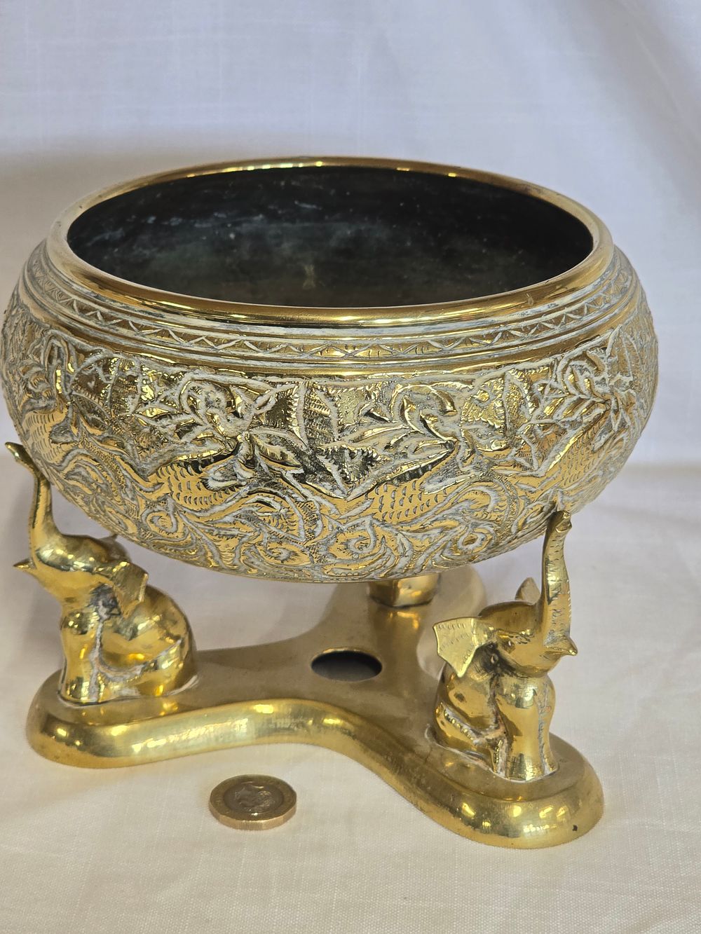 Lot 456: Vintsge brass Indian elephant bowl and stand