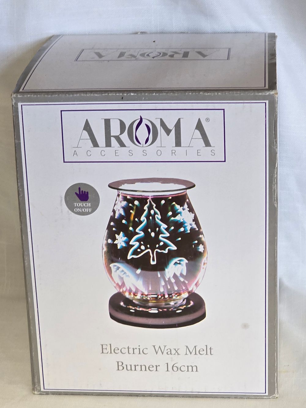 Lot 479: AROMA 16cm electric wax melt burner