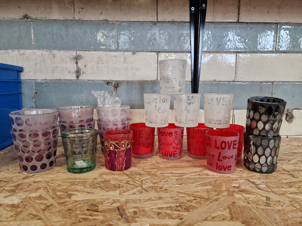 Lot 494: Selection of New Yankee Candle Holders