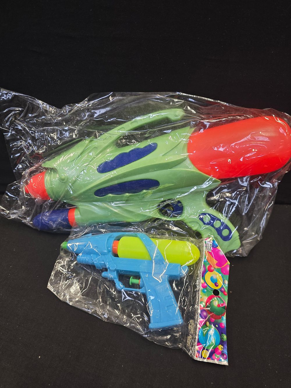 Lot 462: Two brand new kids guns