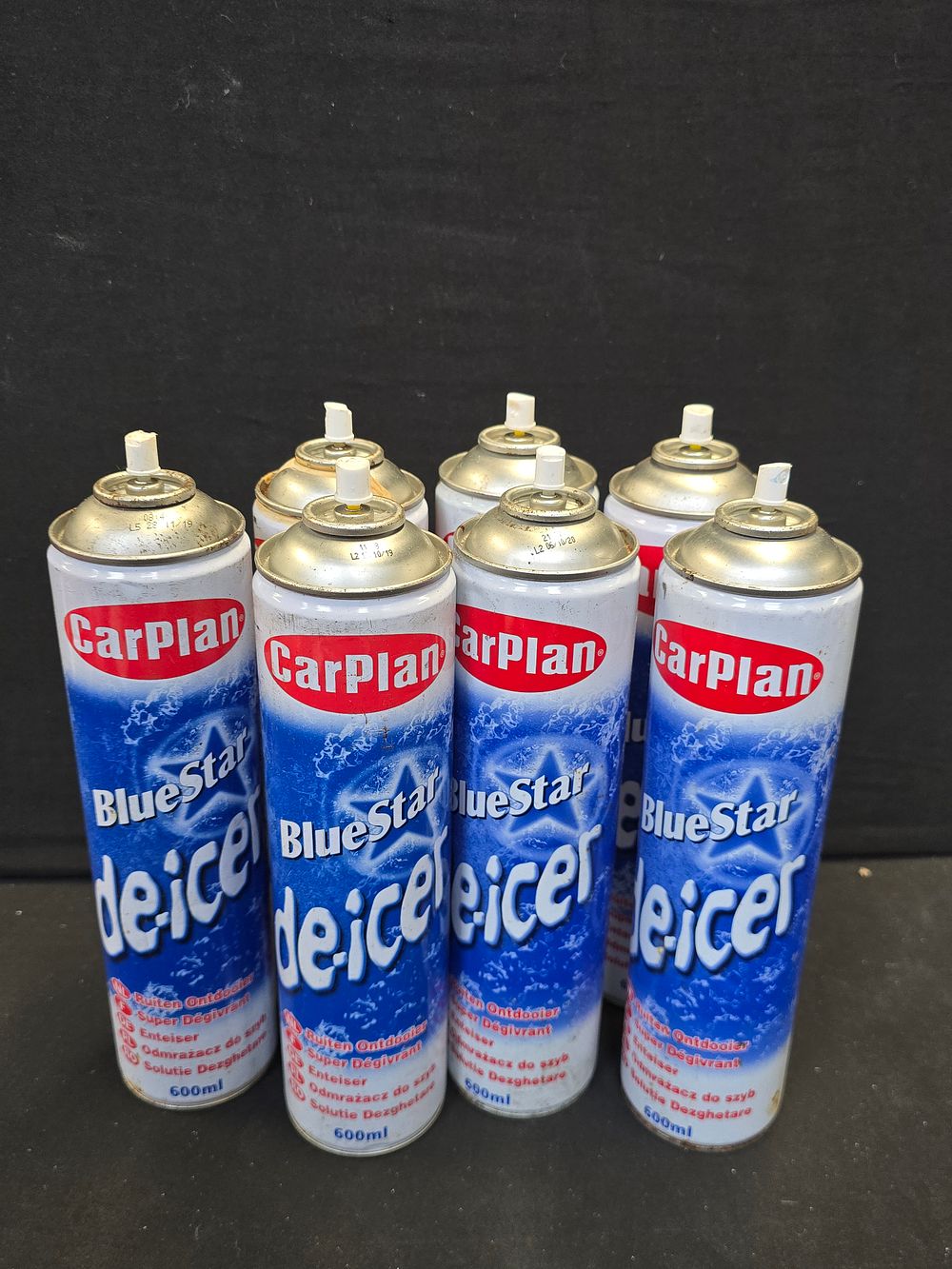 Lot 485: 7 bottles of brand new de-icer (no lids)