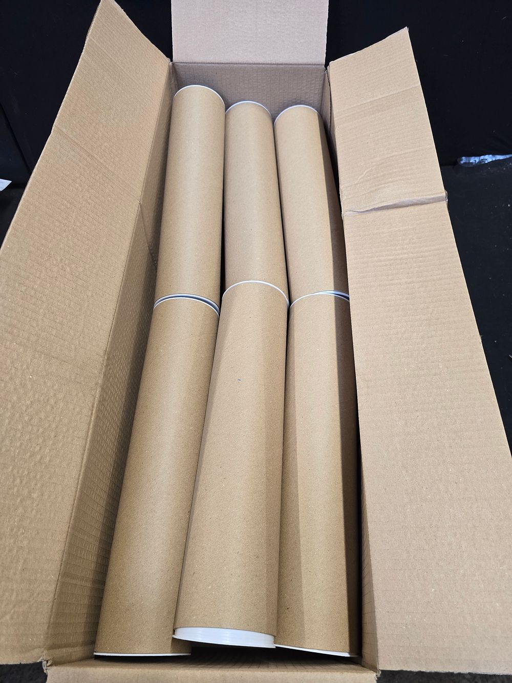 Lot 486: Brand new box of 12 postal tubes 305mm length
