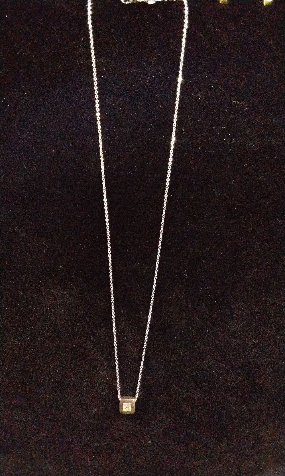 Lot 359: A 925 Silver Necklace with Square Sparkling Stone Pendant