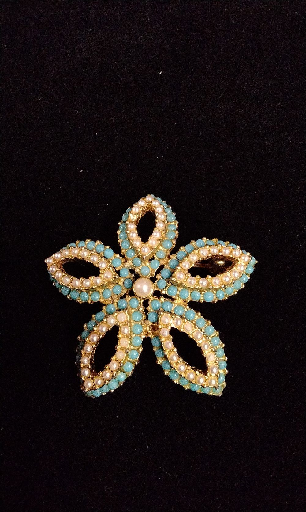 Lot 365: Sarah Coventry Gold-Tone Ocean Star Flower Faux Pearl Turquoise Brooch