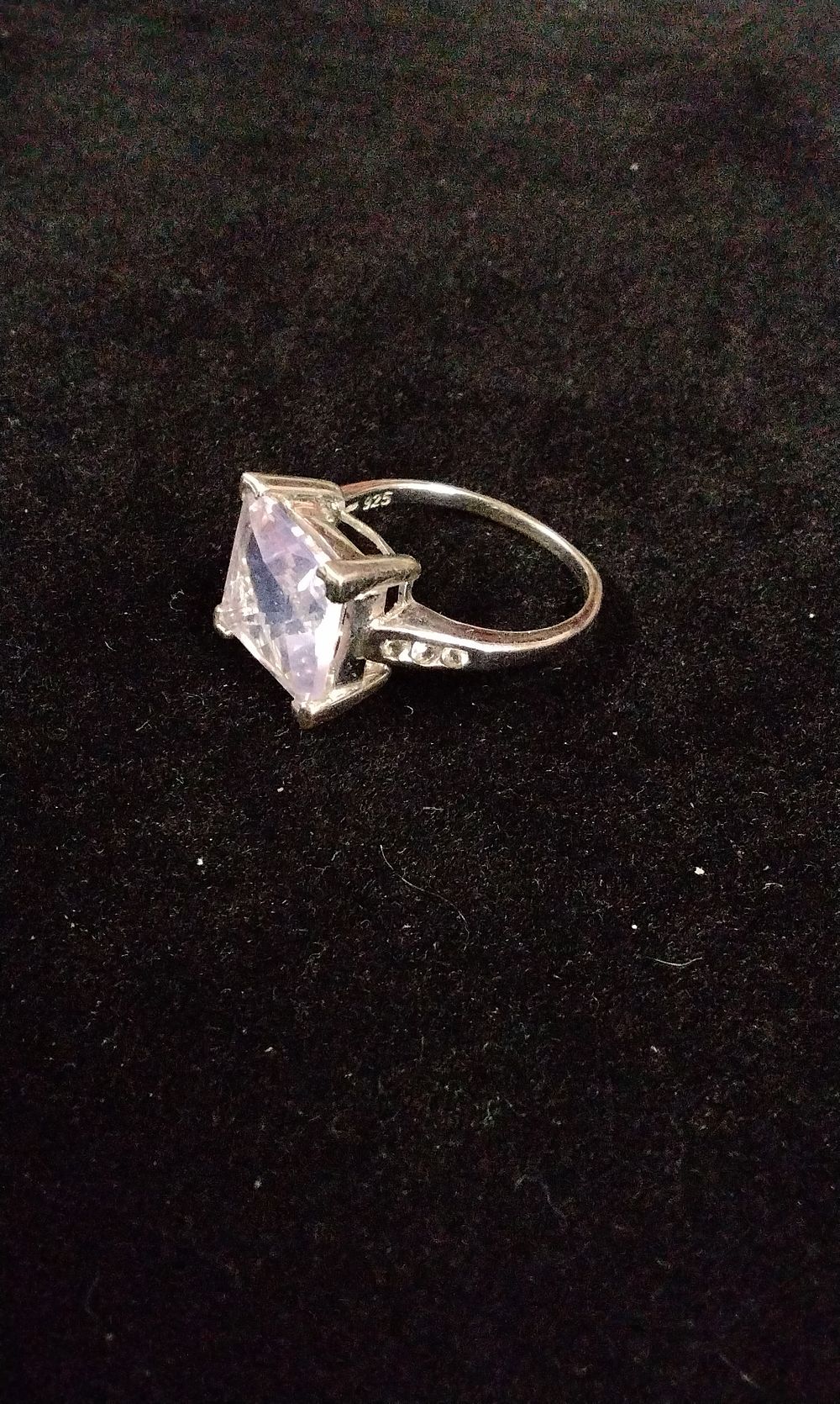 Lot 368: Sterling Silver Ring with Rectangular Light Purple Quartz Stone