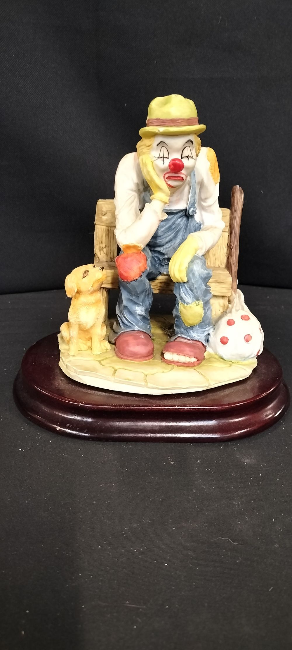 Lot 276: Emmett Kelly, Jr. Clown Figurine