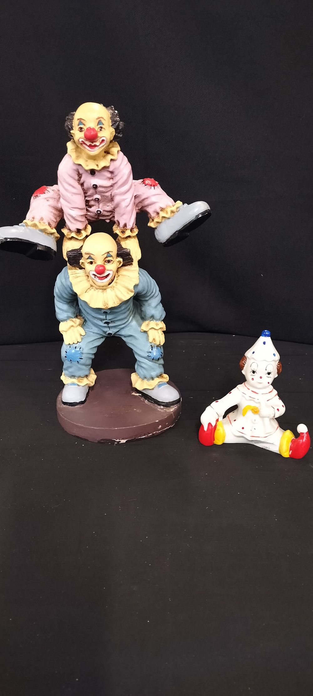 Lot 282: Single Stacked Resin Circus Clown Figurine