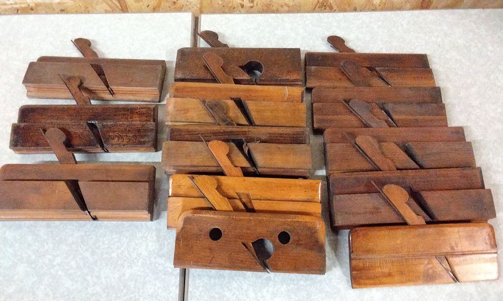 Lot 215: A Collection of 13 Antique Wooden Molding Hand Planes