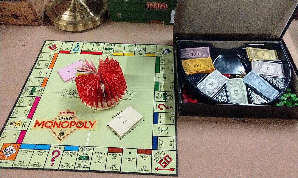 Lot 242: Waddingtons Deluxe Monopoly Board Game Set