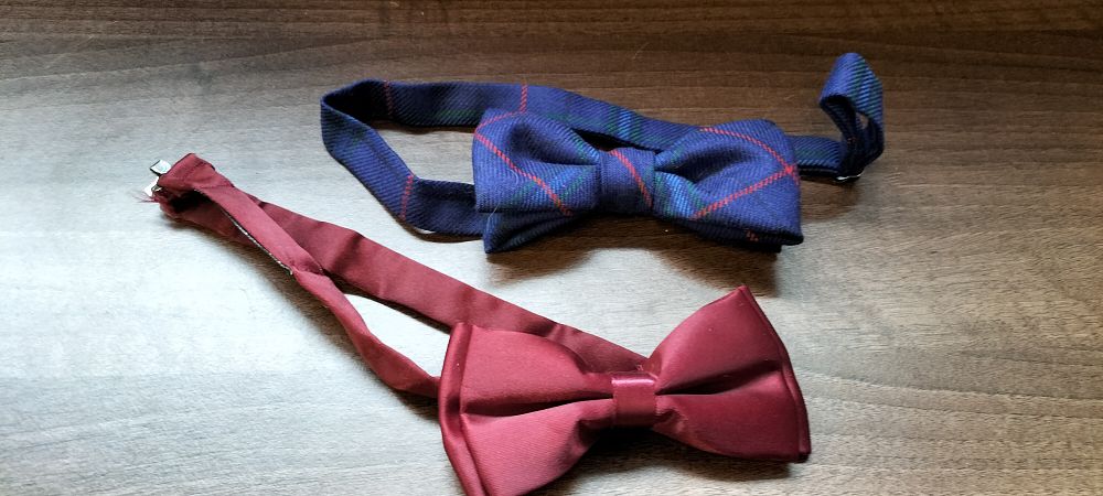 Lot 260: Two Men's Bow Ties, Plaid and Pierre Cardin Silk