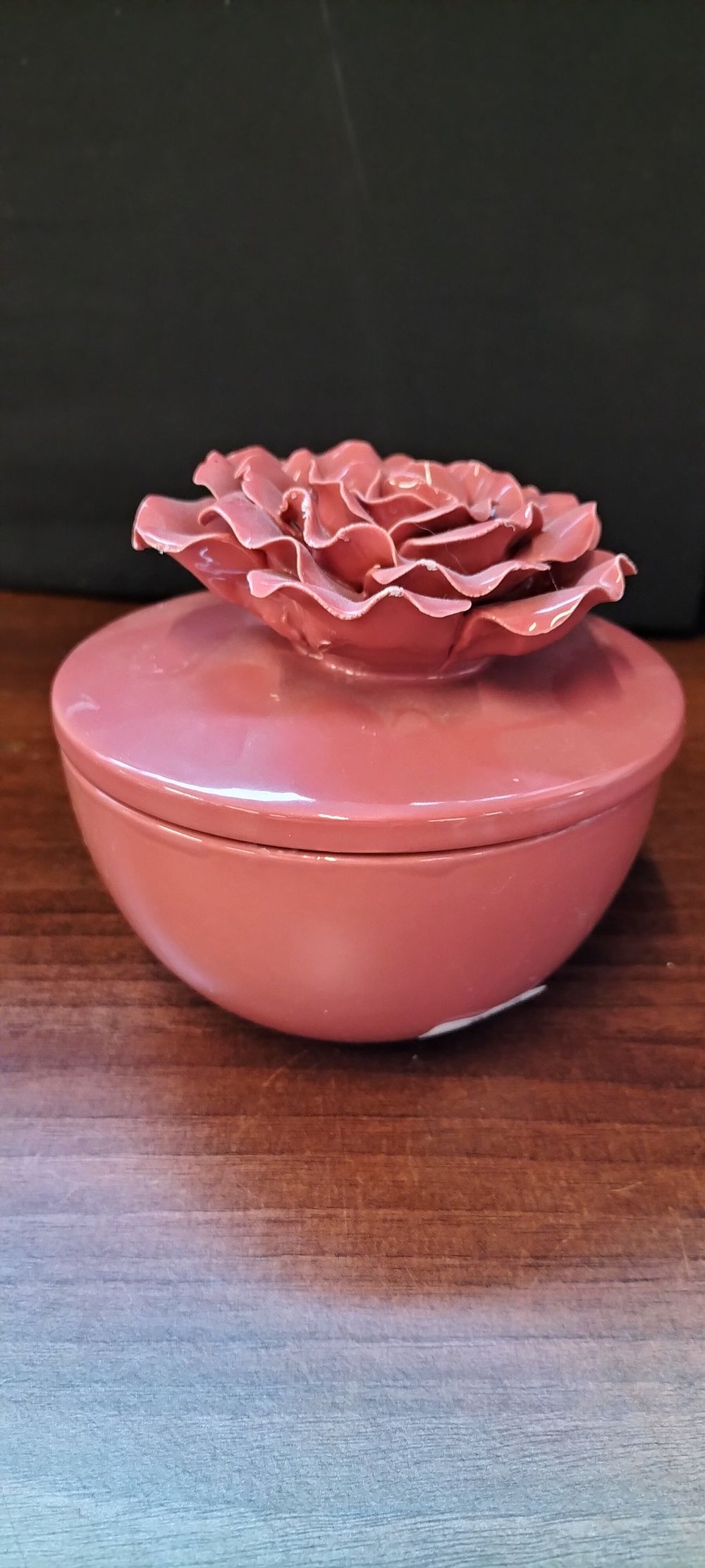 Lot 276: A Chateau by Angel Strawbridge Pink Ceramic Floral Lidded Candle